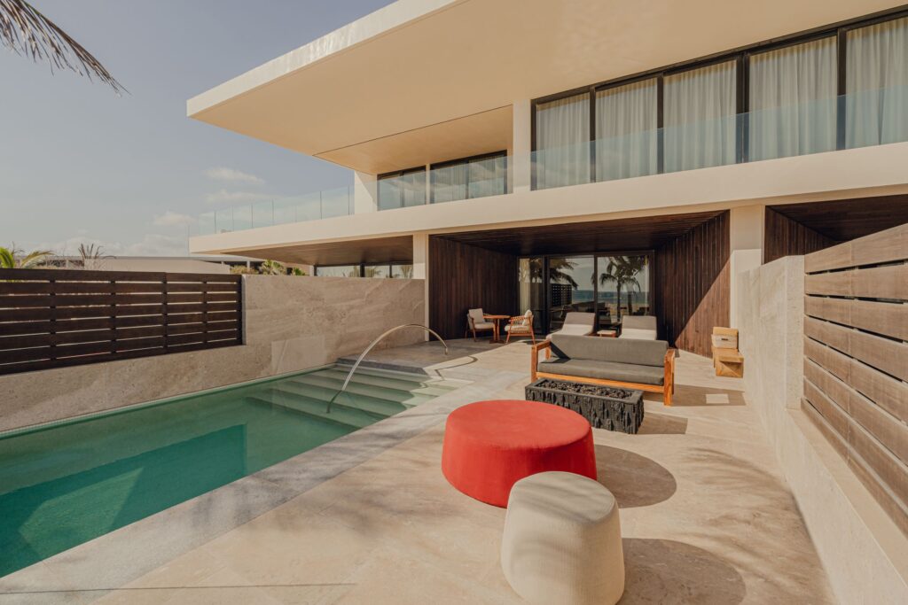 Junior-Ocean-Front-Private-pool-2-NobuLC-scaled.jpg