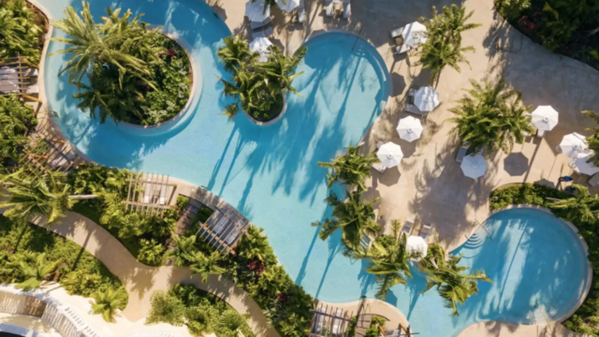 Luxury Caribbean travel resort at Rosewood Baha Mar in Nassau Bahamas